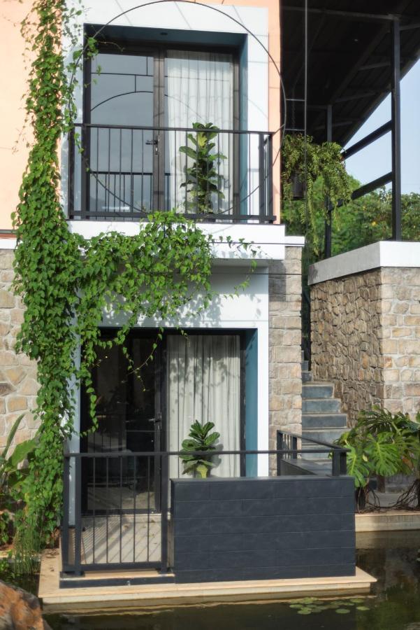 East India House Ξενοδοχείο Gorai Εξωτερικό φωτογραφία